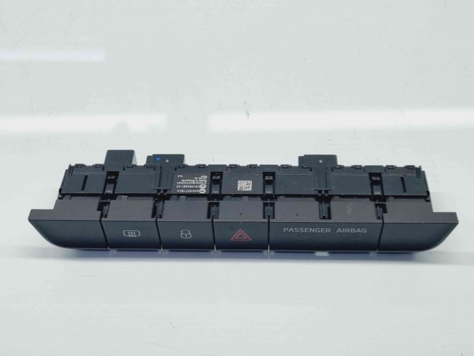 Butoane comenzi consola centrala Skoda Fabia 3 Combi (NJ5) [Fabr 2014-2022] 6V0927132A