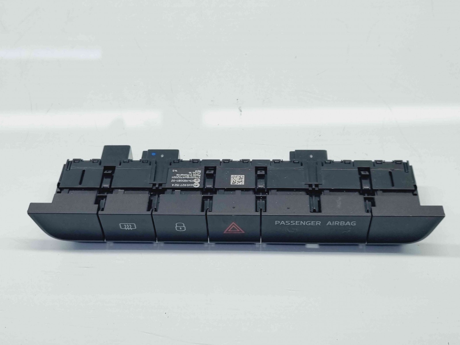 Butoane comenzi consola centrala Skoda Fabia 3 Combi (NJ5) [Fabr 2014-2022] 6V0927132A - imagine 2