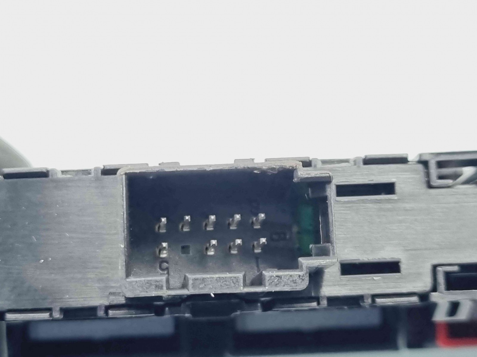 Butoane comenzi consola centrala Skoda Fabia 3 Combi (NJ5) [Fabr 2014-2022] 6V0927132A - imagine 4