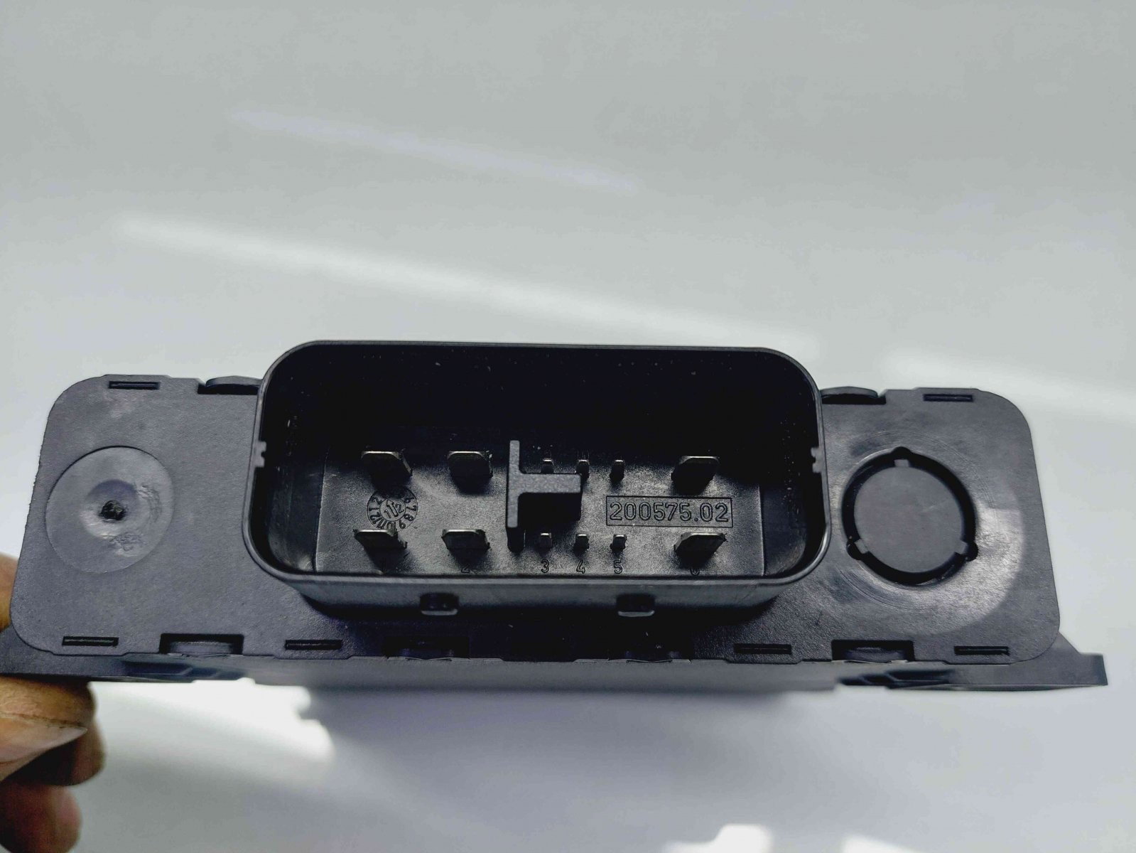 Modul stabilizator tensiune Audi A8 D4 (4H2, 4H8, 4HC, 4HL) [Fabr 2009-2018] 8K0959663A - imagine 4