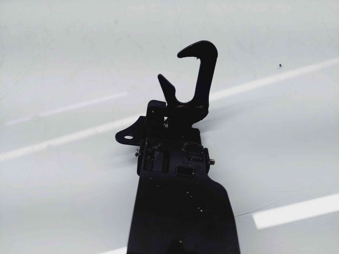 Maner deschidere capota Audi A8 D4 (4H2, 4H8, 4HC, 4HL) [Fabr 2009-2018] 4H0823485C