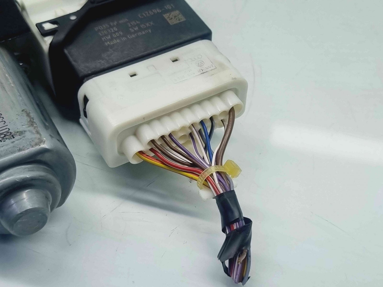 Motoras geam dreapta spate Seat Altea XL (5P5, 5P8) Facelift [Fabr 2006-2015] 3C0959704D - imagine 2