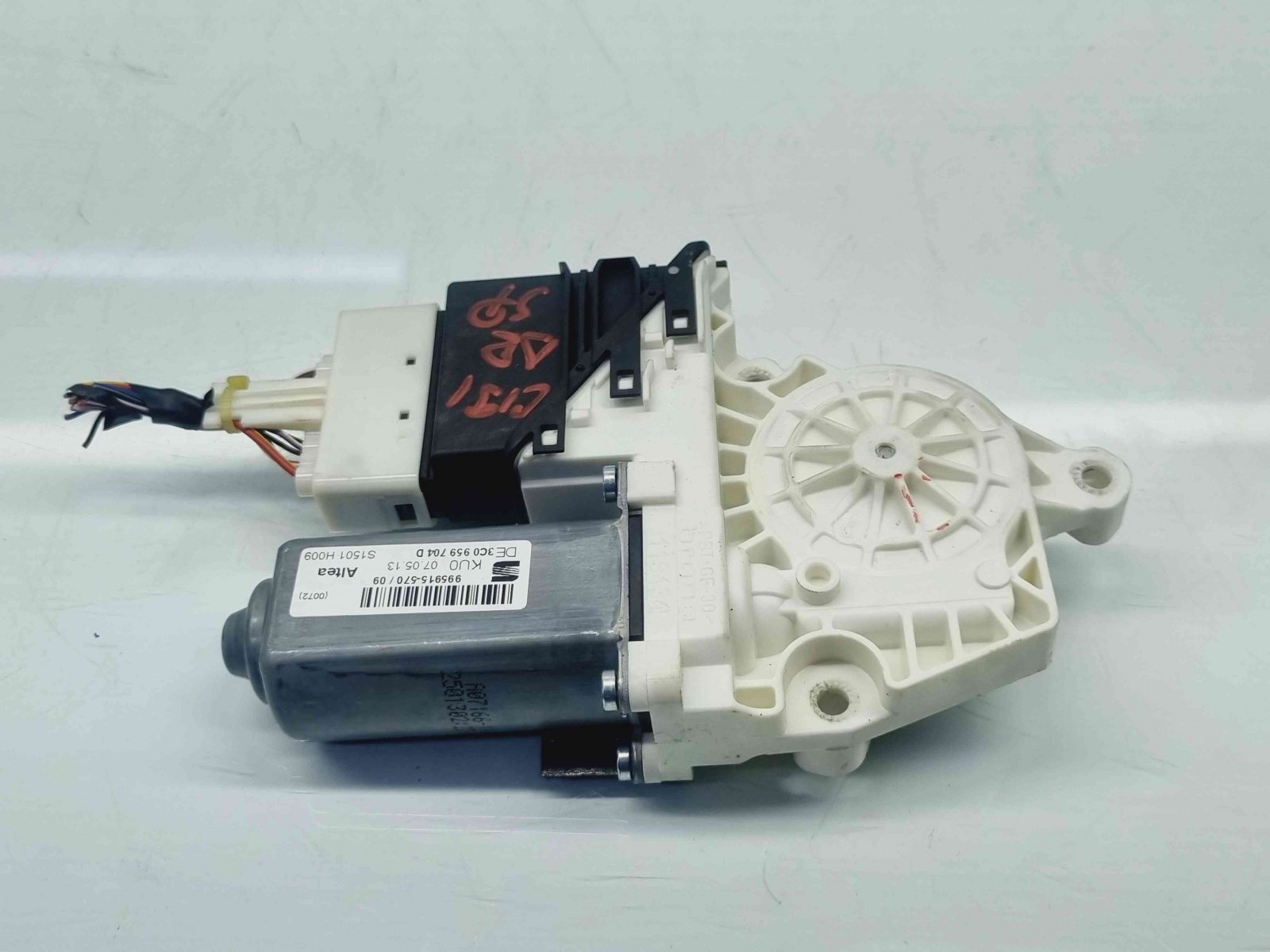 Motoras geam dreapta spate Seat Altea XL (5P5, 5P8) Facelift [Fabr 2006-2015] 3C0959704D - imagine 3