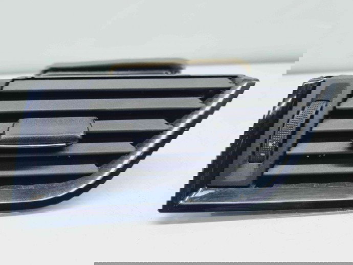  Grila aerisire stanga Skoda Octavia 3 (5E3) [Fabr 2012-2020] 5E0819701A