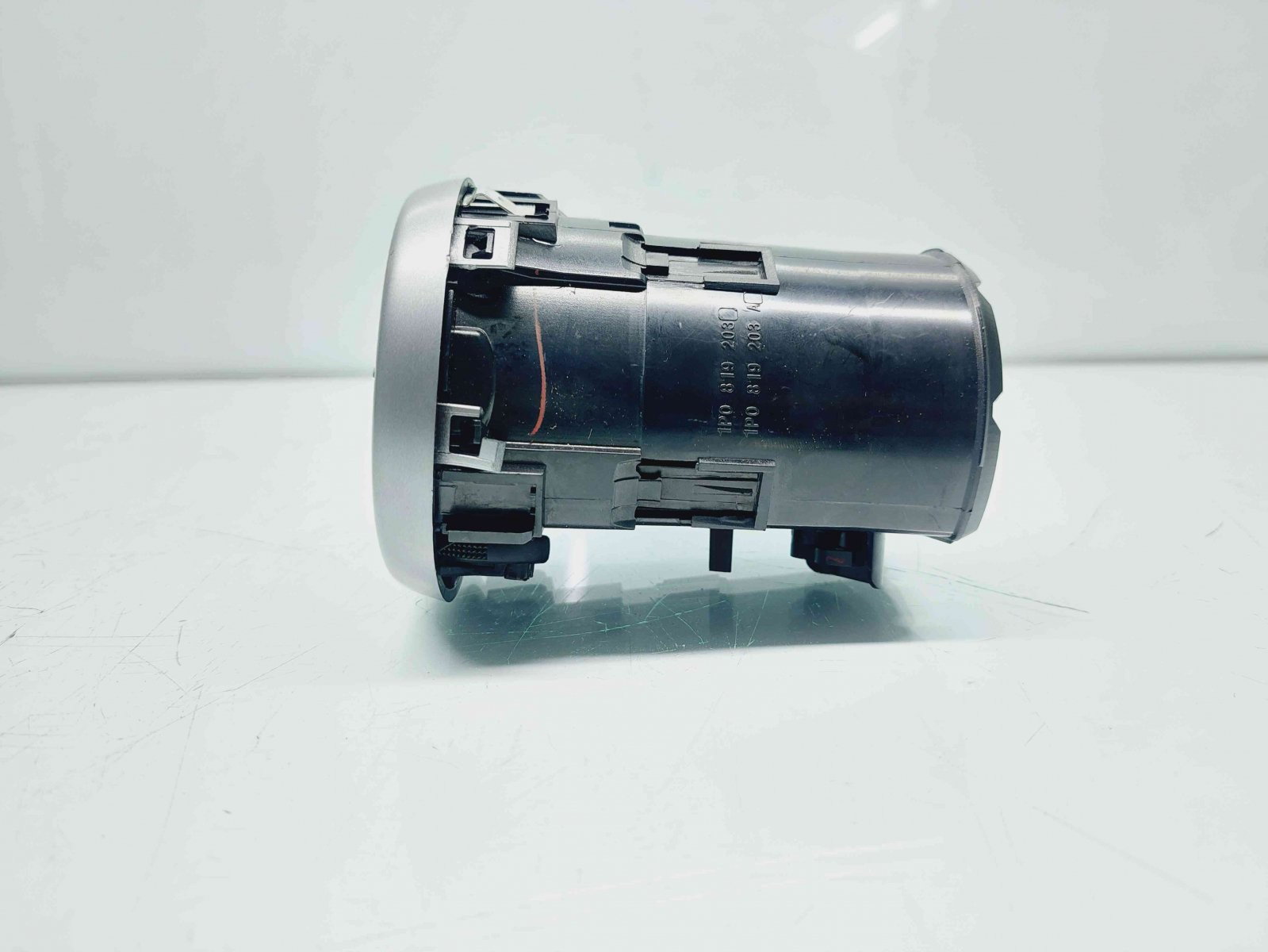 Grila aerisire centrala Seat Altea XL (5P5, 5P8) Facelift [Fabr 2006-2015] 1P0819203 - imagine 3