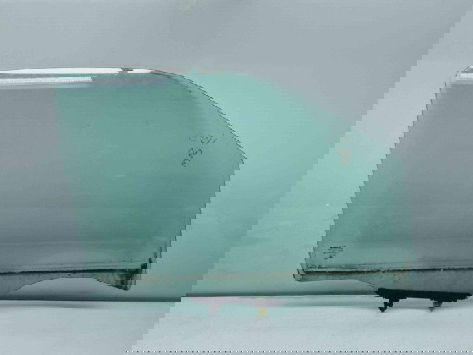 Geam usa dreapta fata Nissan Navara (D40) [Fabr 2005-2014] OEM