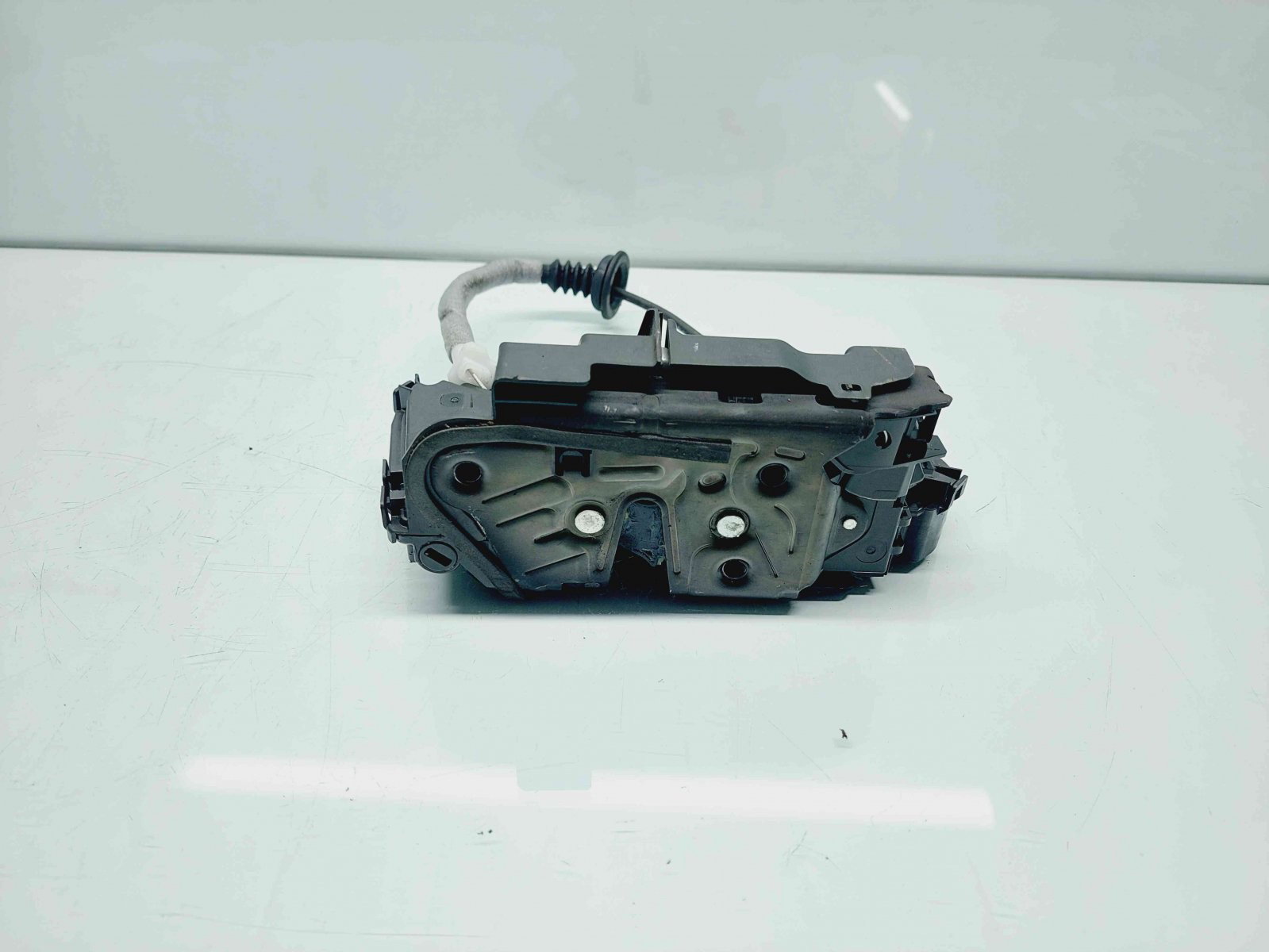 Broasca usa dreapta spate Skoda Fabia 3 Combi (NJ5) [Fabr 2014-2022] 5TA839016D - imagine 2