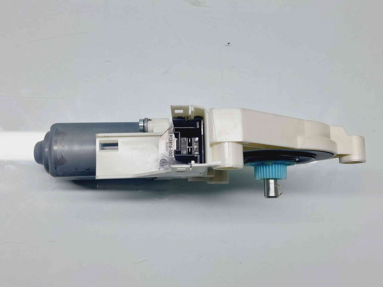 Motoras geam stanga fata Audi A6 (4G2, C7) S-line [Fabr 2012-2017] 8K0959801B - imagine 3