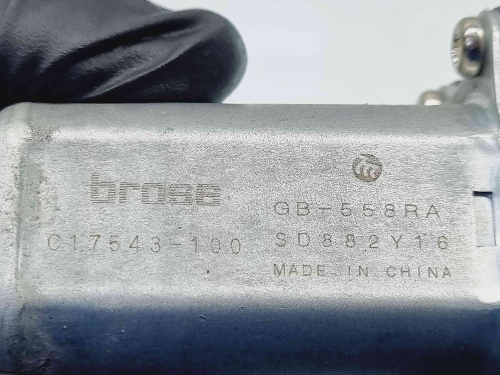 Motoras geam dreapta spate Volvo V40 [Fabr 2013-2019] OEM - imagine 4