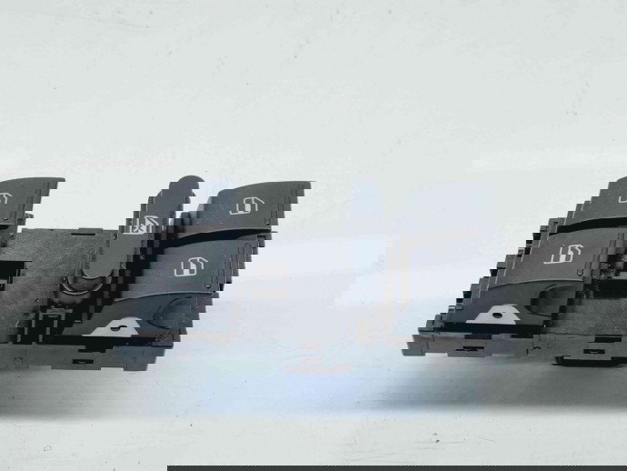  Butoane comanda geamuri sofer Volkswagen Passat B7 (362) [Fabr 2010-2014] 1K4959857B