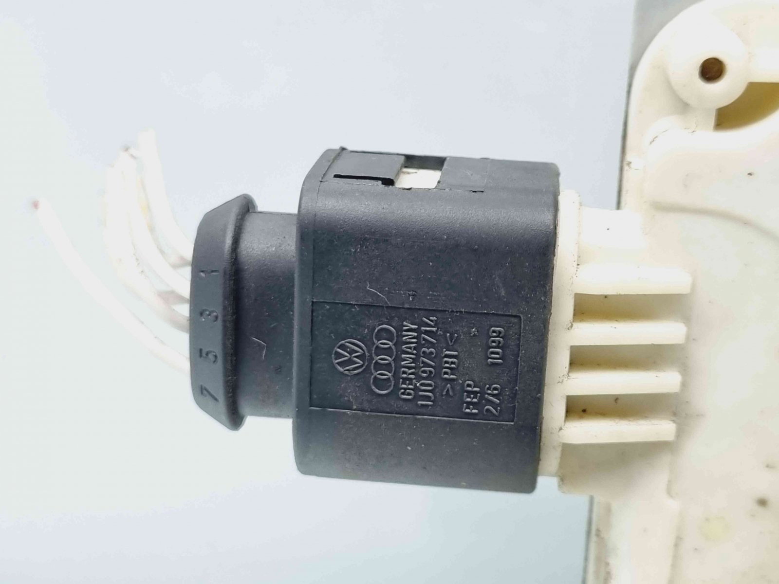 Broasca usa stanga spate Volkswagen Passat B7 (362) [Fabr 2010-2014] 3C4839015A - imagine 4