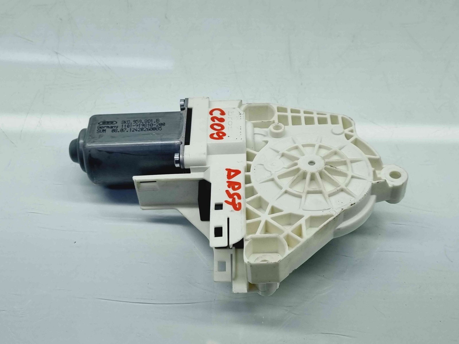 Motoras geam dreapta spate Audi A8 D4 (4H2, 4H8, 4HC, 4HL) [Fabr 2009-2018] 8K0959801B - imagine 3