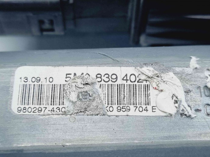 Motoras geam dreapta spate Volkswagen Golf 6 Plus (521) [Fabr 2009-2013] 5M0839402F