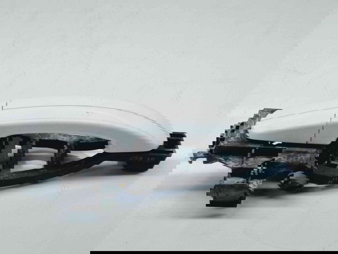 Maner usa stanga fata Ford Kuga I [Fabr 2008-2012] Frozen White