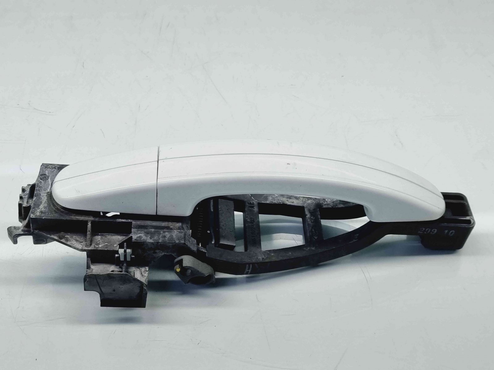 Maner usa stanga fata Ford Kuga I [Fabr 2008-2012] Frozen White - imagine 2