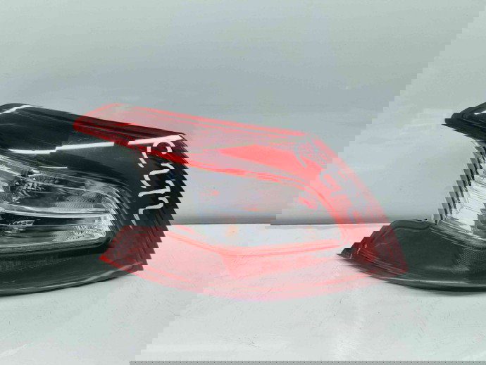  Stop aripa stanga Peugeot 308 (II) [Fabr 2013-2020] 9677817680