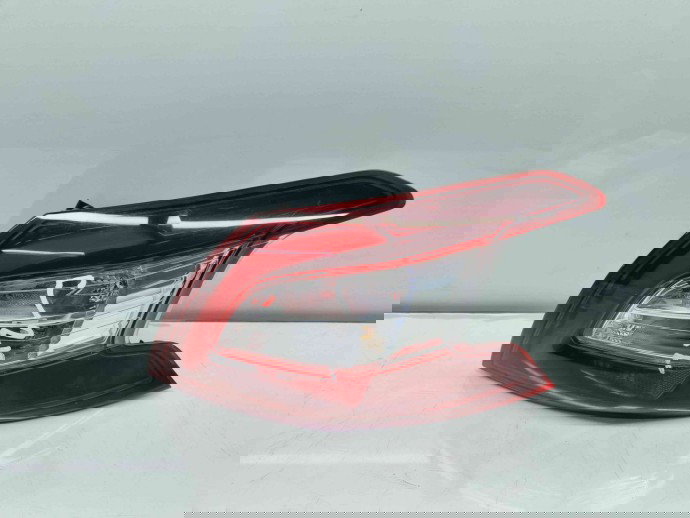  Stop aripa dreapta Peugeot 308 (II) [Fabr 2013-2020] 9677817580