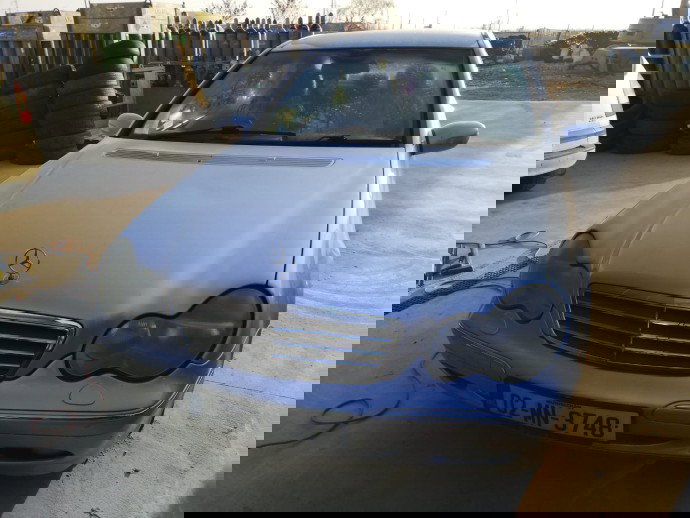 Dezmembrari Mercedes C220
