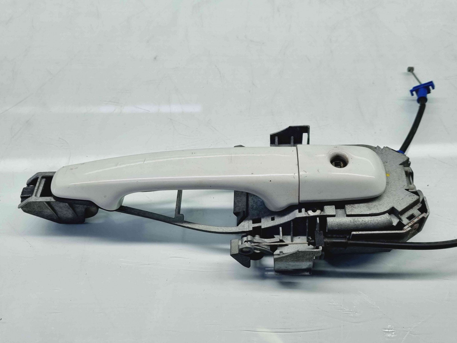 Maner usa dreapta fata Volvo C30 Coupe Facelift Rdesign [Fabr 2006-2013] 61400 Ice White Sod - imagine 2