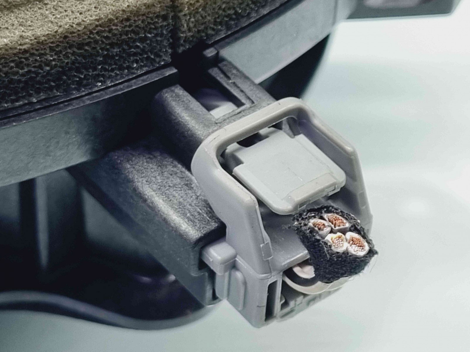 Boxa stanga fata Volvo C30 Coupe Facelift Rdesign [Fabr 2006-2013] 30657444 1.6 D4164T 80KW / 109CP - imagine 2