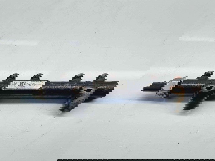 Rampa injectoare Volvo V40 [Fabr 2013-2019] 9685297580 1.6 D4162T 84KW / 115CP 1.6 D4162T 84KW / 115CP