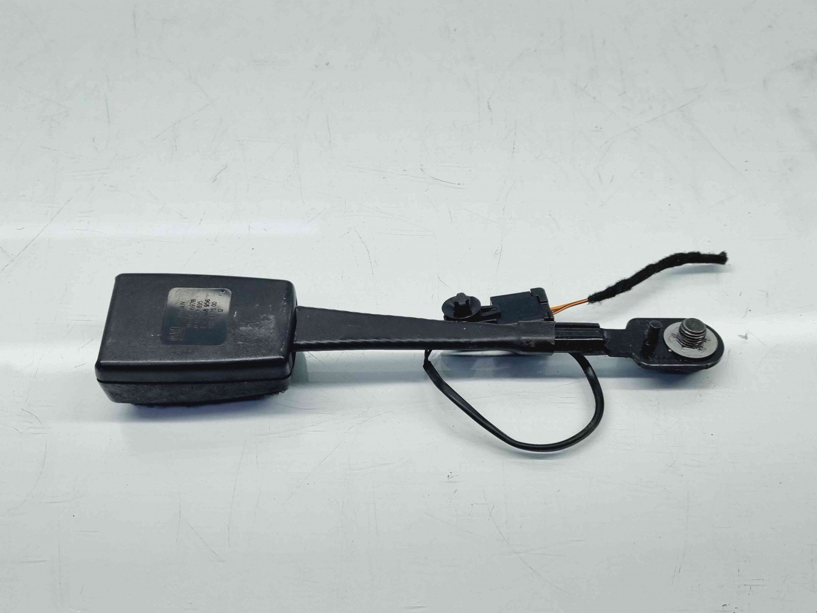 Capsa centura dreapta fata Opel Astra J Coupe GTC [Fabr 2009-2015] 13367895 - imagine 1