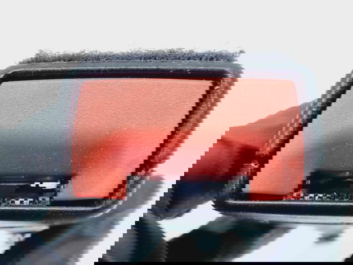  Capsa centura dreapta fata Opel Astra J Coupe GTC [Fabr 2009-2015] 13367895