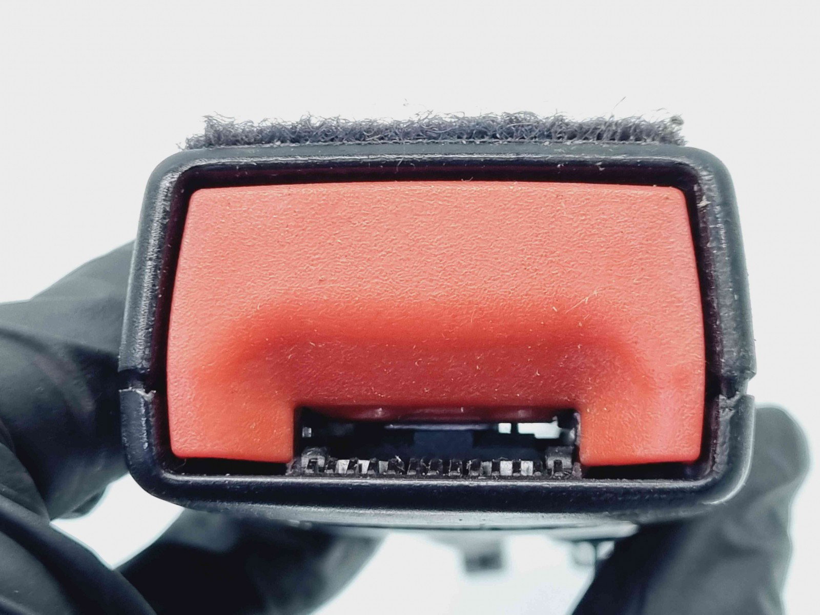 Capsa centura dreapta fata Opel Astra J Coupe GTC [Fabr 2009-2015] 13367895 - imagine 3