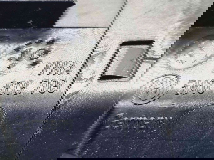  Grila aerisire stanga Volkswagen Golf 6 Plus (521) [Fabr 2009-2013] 5M0819759