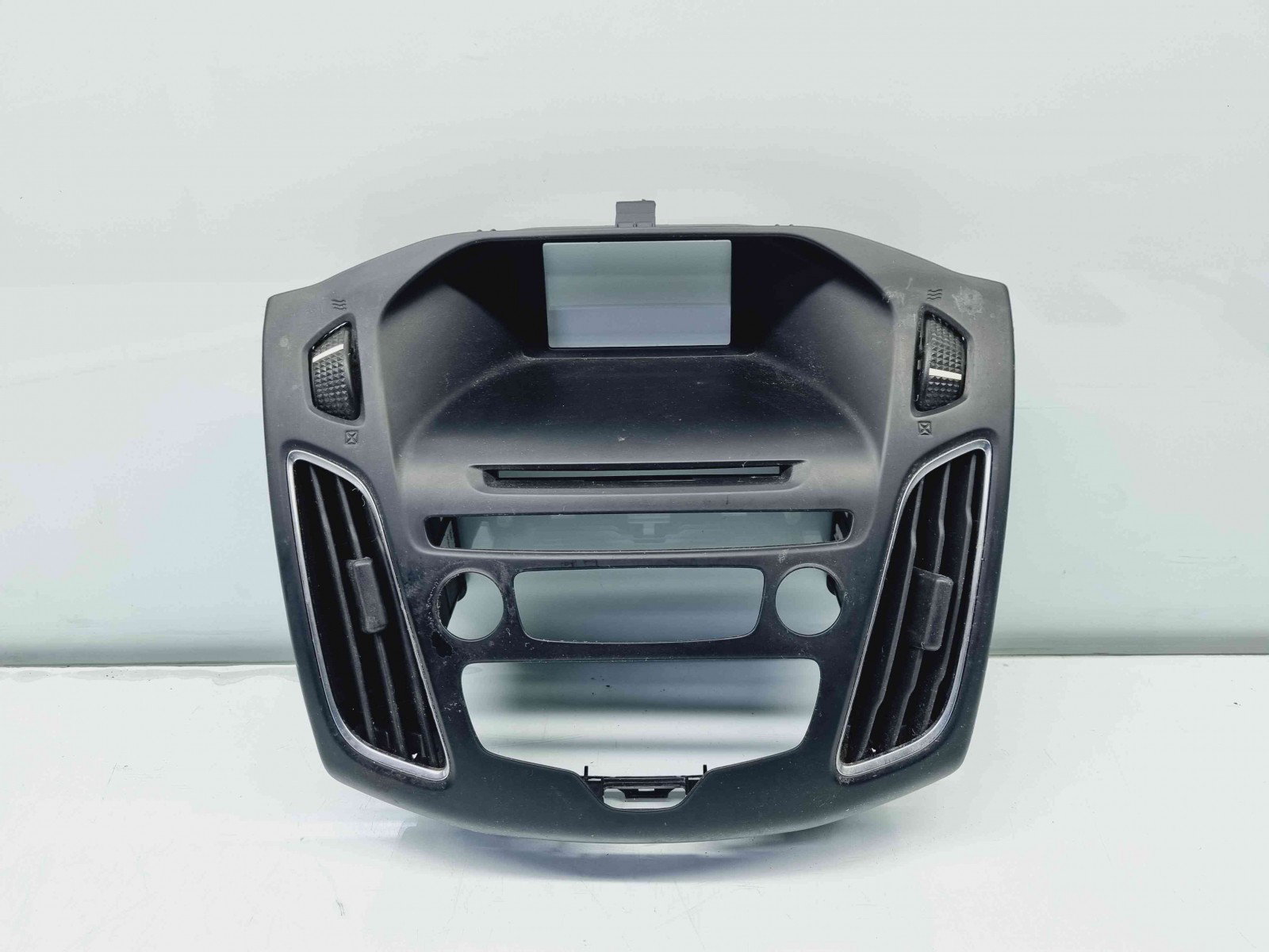 Grila aerisire centrala Ford Focus 3 Facelift [Fabr 2014-2019] F1EB-A014L20-BAW - imagine 1