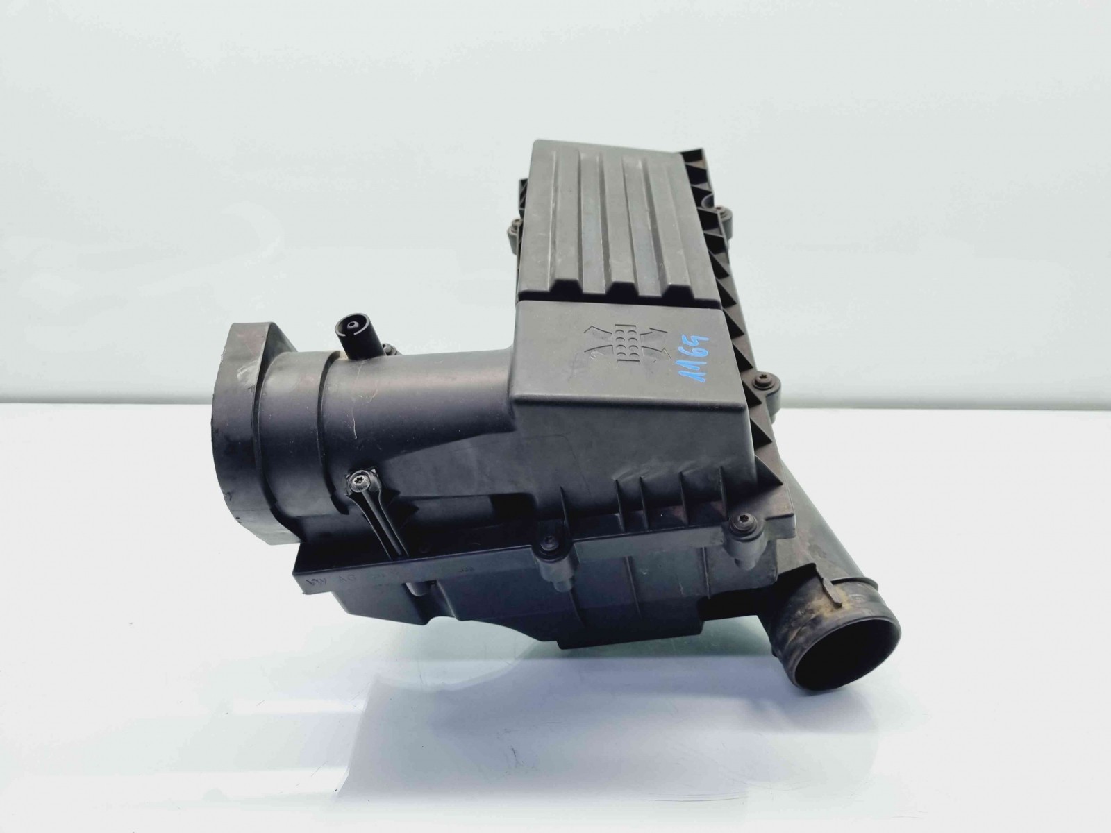 Carcasa filtru aer Volkswagen Passat B6 Variant (3C5) [Fabr 2005-2010] 3C0129607AG 2.0 TDI BMP 103KW / 140CP 2.0 TDI BMP 103KW / 140CP - imagine 2