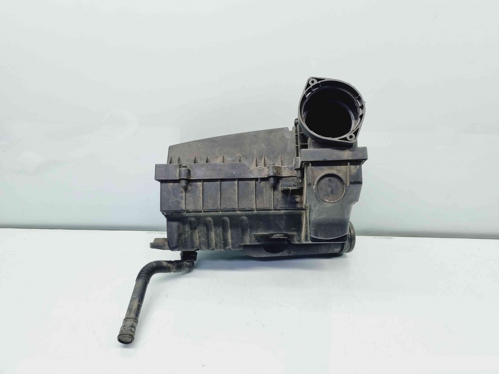 Carcasa filtru aer Volkswagen Passat B6 Variant (3C5) [Fabr 2005-2010] 3C0129607AG 2.0 TDI BMP 103KW / 140CP 2.0 TDI BMP 103KW / 140CP - imagine 4