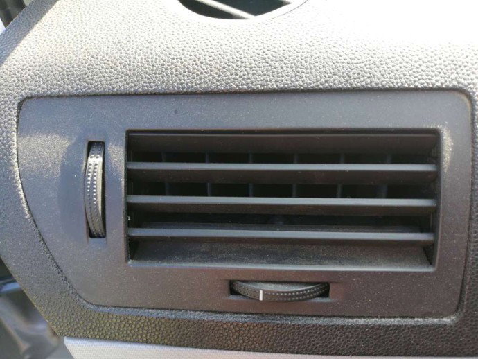 Grila aerisire stanga fata Opel Astra H 1.7 CDTI OEM 2004-2009