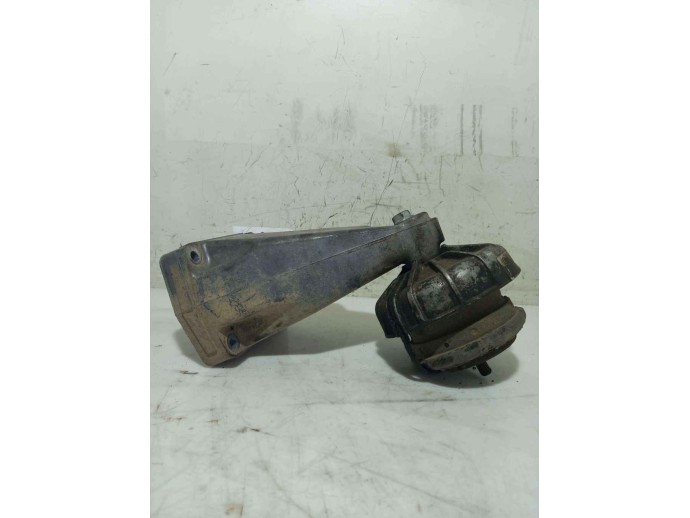 Suport motor dreapta Mercedes Vito 2.2 CDI A6462230204 1997-2003