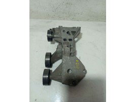 Suport accesorii Mercedes A 200 2.0 CDI A6402021040 2004-2012