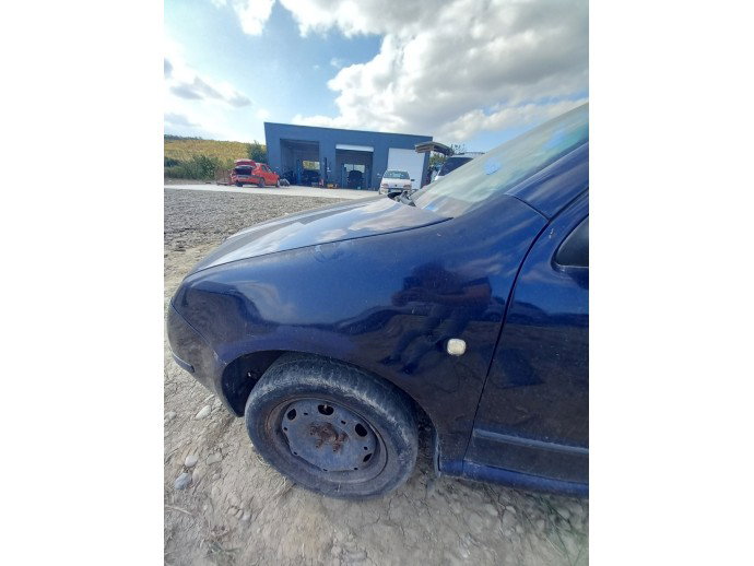 Aripa stanga fata Skoda Fabia 1.9 ATD OEM 2000-2008