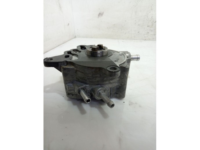 Pompa vacuum Audi A4 B7 2.0 BRE 03G145209C 2004-2008