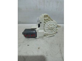 Motoras macara dreapta fata Audi A5 2.0 TDI  8T0959802A 2007-2015