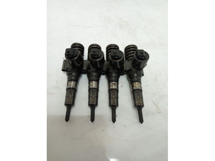 Injector Audi A4 B7 2.0 BRE 03G130073G 2004-2008