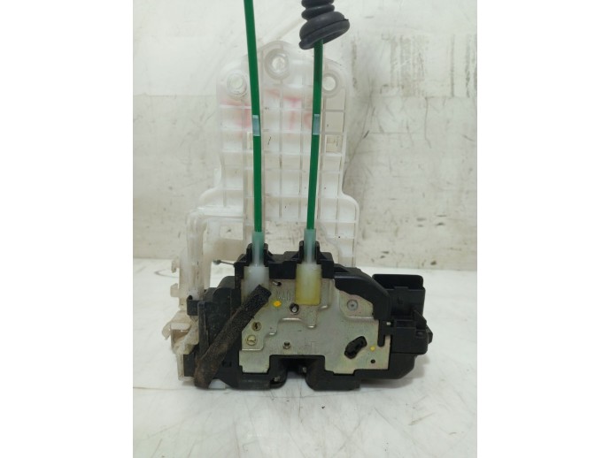 Broasca usa stanga fata Hyundai I30 1.6 CRDI 81310-2L020 2007-2012