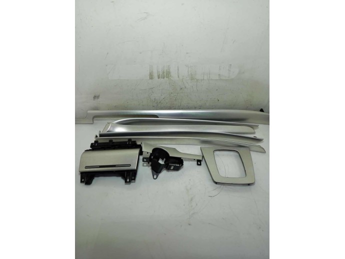 Trim aluminiu texturat Audi A4 B7 2.0 BRE OEM 2004-2008
