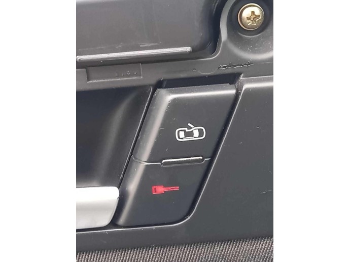 Buton blocare usi Audi A4 B7 2.0 BRE OEM 2004-2008