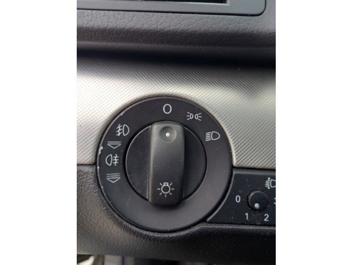 Bloc lumini Audi A4 B7 2.0 BRE OEM 2004-2008
