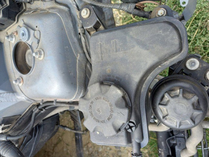 Vas expansiune BMW X1 2.0 D OEM 2009-2015
