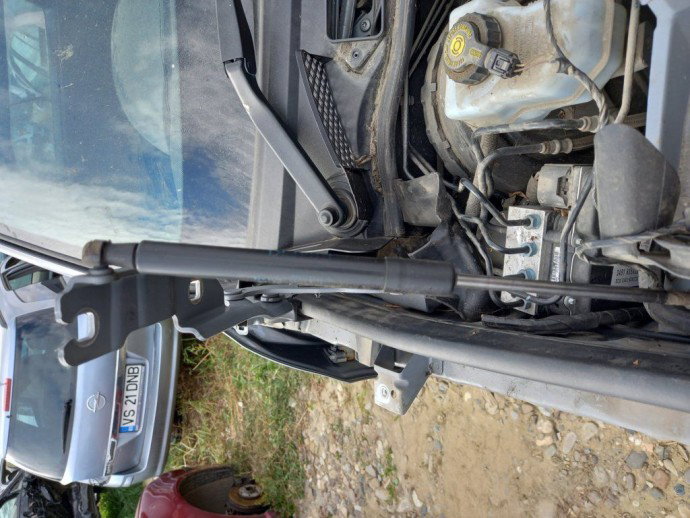 Amortizor capota stanga BMW X1 2.0 D OEM 2009-2015