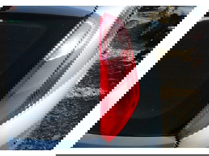 Stop dreapta Fiat Grande Punto 1.4 benzina OEM 2005-2009