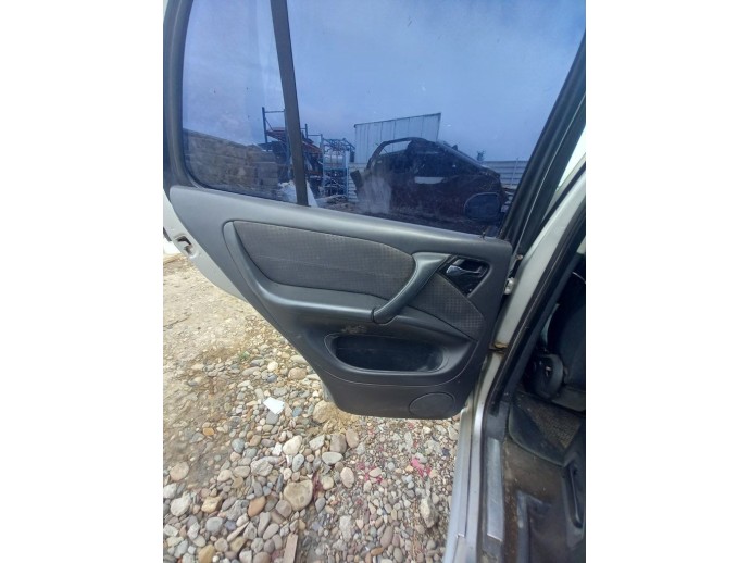 Tapiterie usa stanga spate Mercedes ML W163 2.7 CDI OEM 1998-2005