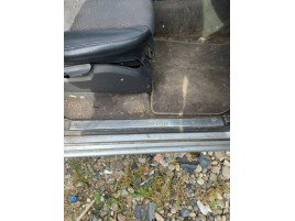 Ornament prag dreapta fata Mercedes ML W163 2.7 CDI OEM 1998-2005