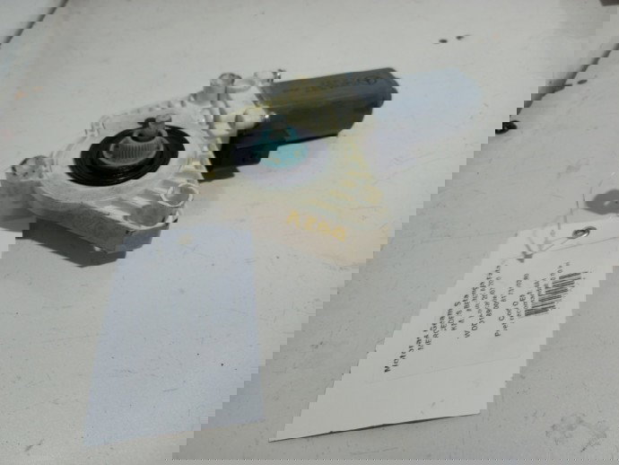 Motoras macara geam stanga fata  Mercedes A200 2.0 CDI OEM 2004-2012 