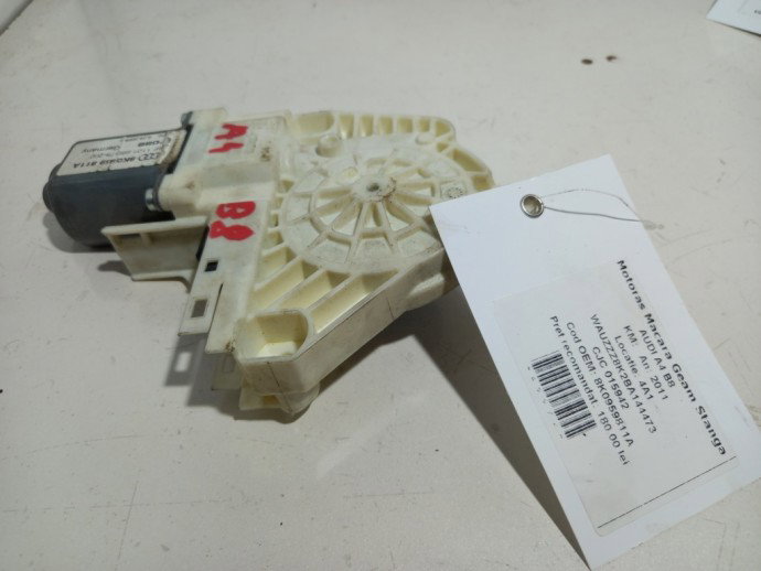 Motoras macara geam stanga fata  Audi A 4 B8 2.0 TDI  8K0959811A 2008-2015 